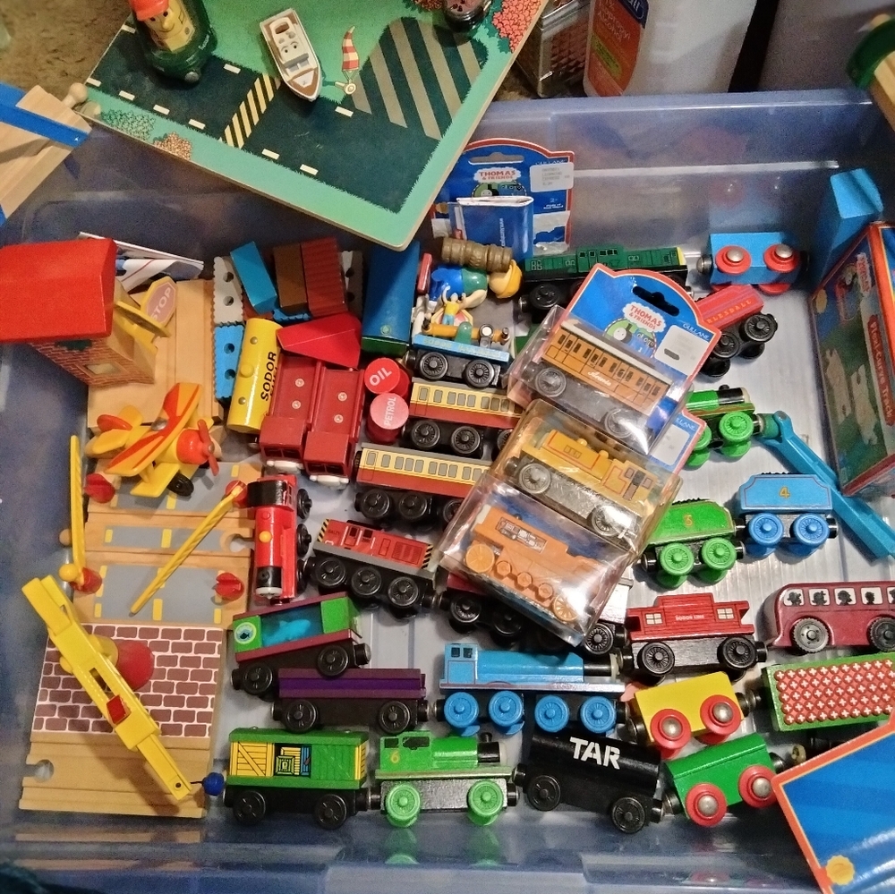 Thomas The Train Wooden Collectors Toy Trains